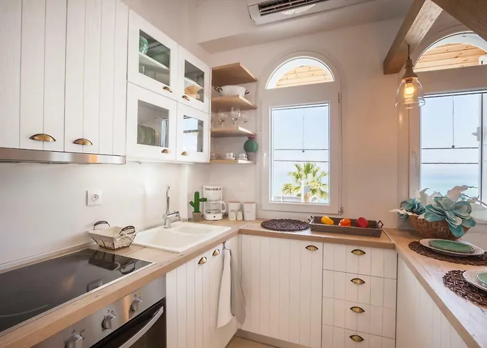 Nautilus Sea View 6 Apartmán *