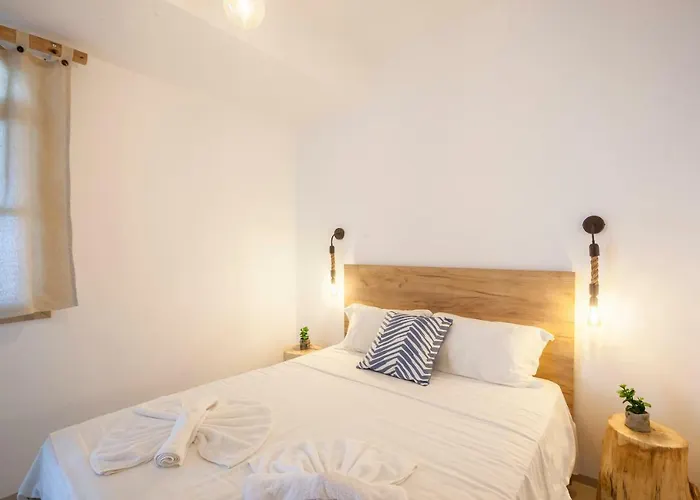Nautilus Sea View 6 *